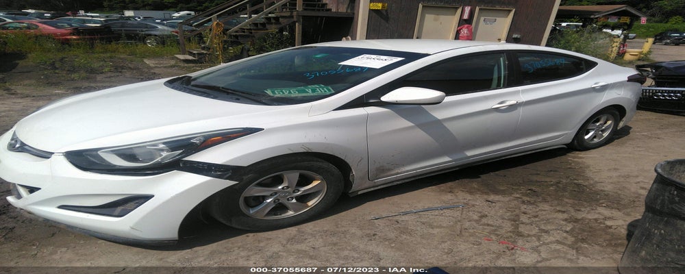 5NPDH4AE3FH623362 2015 HYUNDAI ELANTRA photo no. 2
