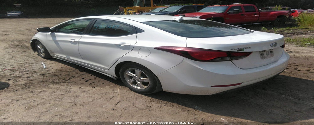 5NPDH4AE3FH623362 2015 HYUNDAI ELANTRA photo no. 3
