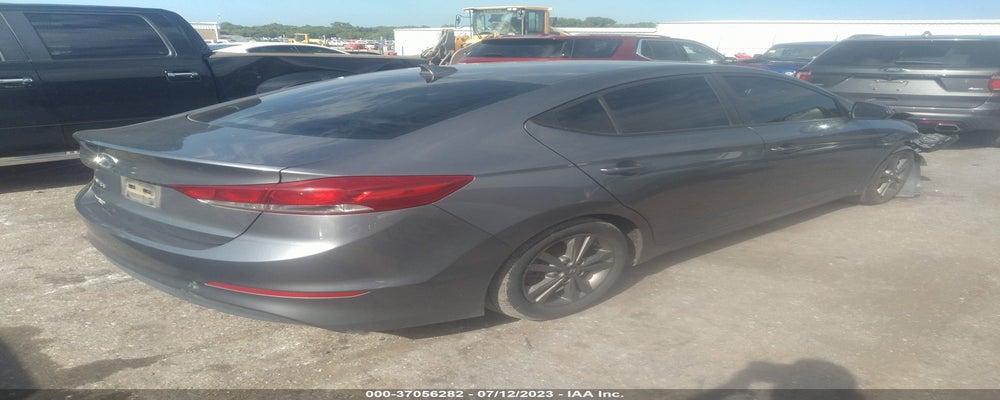 5NPD84LF9JH358378 2018 HYUNDAI ELANTRA photo no. 4