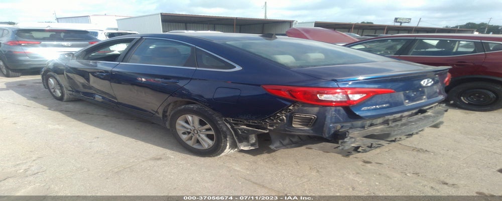 5NPE24AF4FH184736 2015 HYUNDAI SONATA photo no. 3