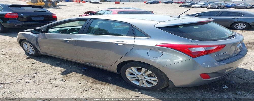 KMHD35LH0EU228390 2014 HYUNDAI ELANTRA GT photo no. 3