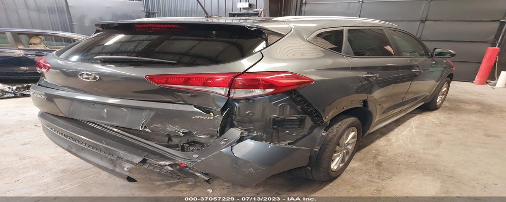 KM8J3CA49HU550960 2017 HYUNDAI TUCSON photo no. 4