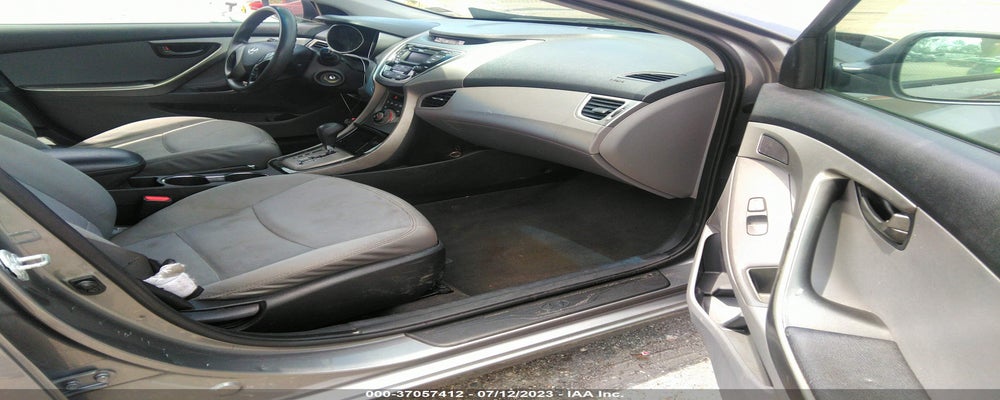 5NPDH4AE7DH267883 2013 HYUNDAI ELANTRA photo no. 5