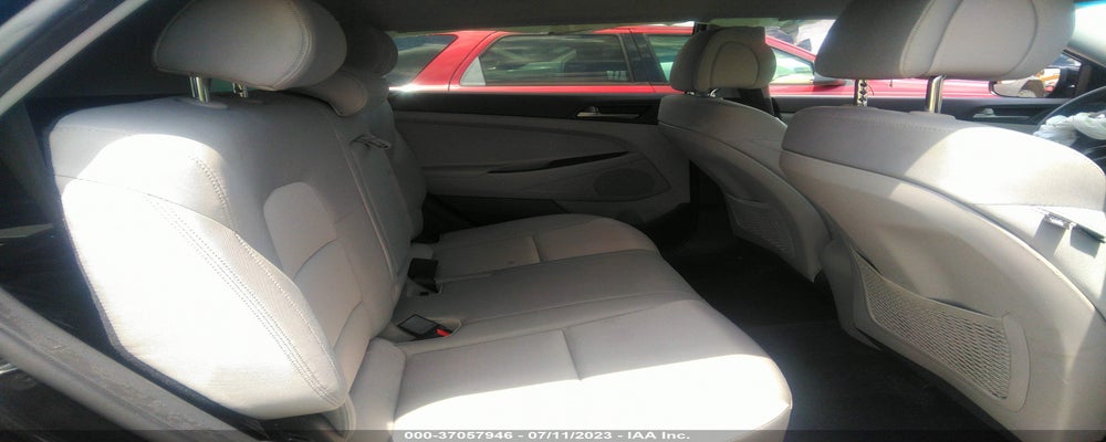 KM8J23A40JU772635 2018 HYUNDAI TUCSON photo no. 8
