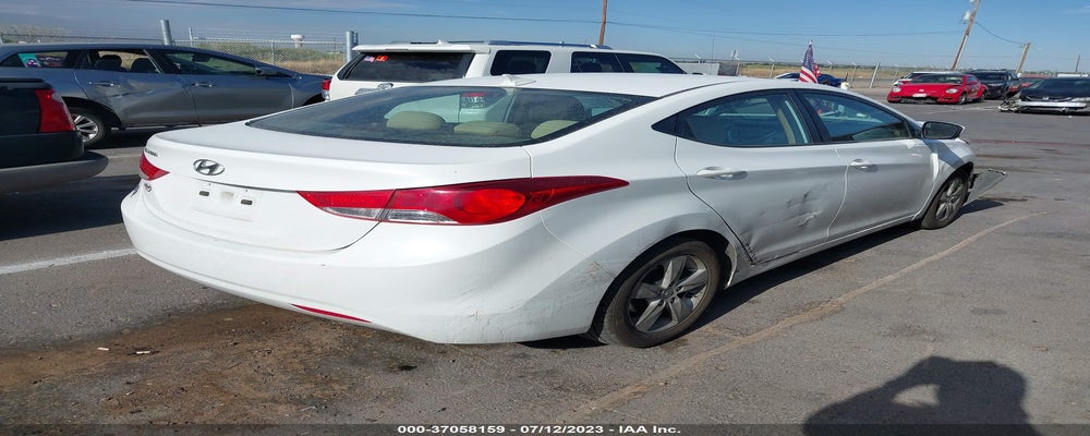 5NPDH4AE0BH049166 2011 HYUNDAI ELANTRA photo no. 4