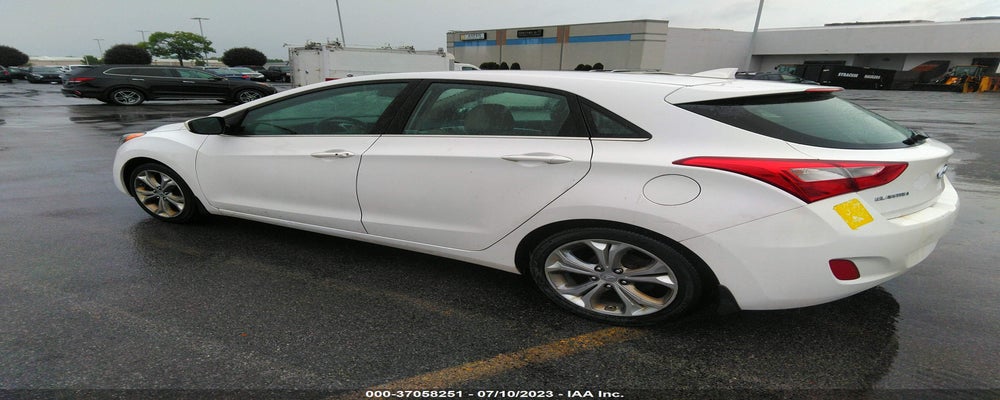 KMHD35LE8DU091073 2013 HYUNDAI ELANTRA GT photo no. 3