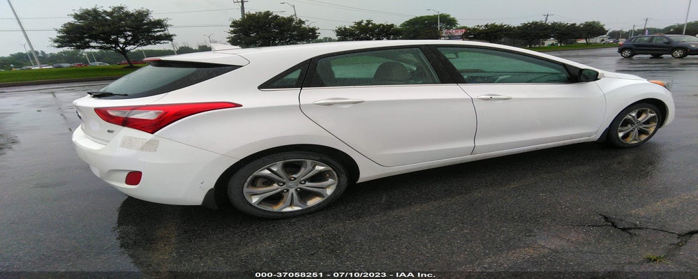 KMHD35LE8DU091073 2013 HYUNDAI ELANTRA GT photo no. 4