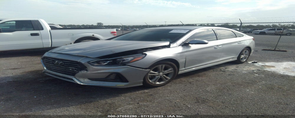 5NPE34AF7JH671273 2018 HYUNDAI SONATA photo no. 2