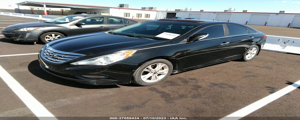 5NPEC4AC0BH121887 2011 HYUNDAI SONATA photo no. 2