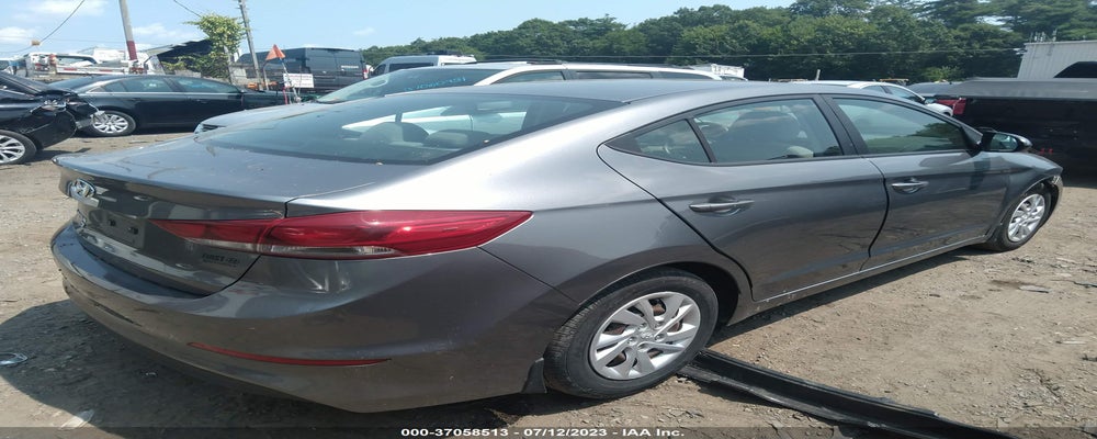 5NPD74LF8JH284518 2018 HYUNDAI ELANTRA photo no. 4