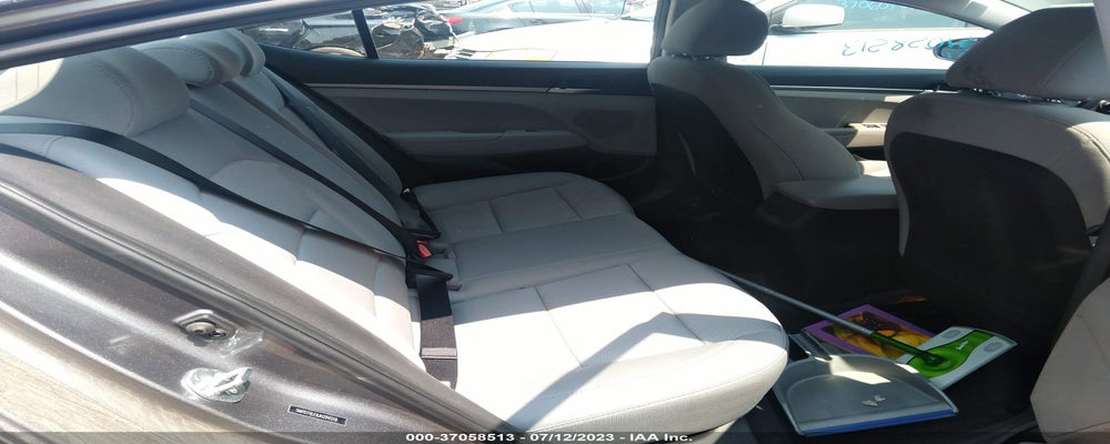 5NPD74LF8JH284518 2018 HYUNDAI ELANTRA photo no. 8