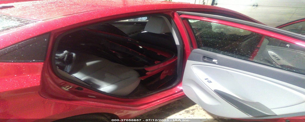 KMHCT4AE5HU314331 2017 HYUNDAI ACCENT photo no. 8