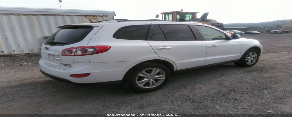 5XYZKDAG7BG008467 2011 HYUNDAI SANTA FE photo no. 4