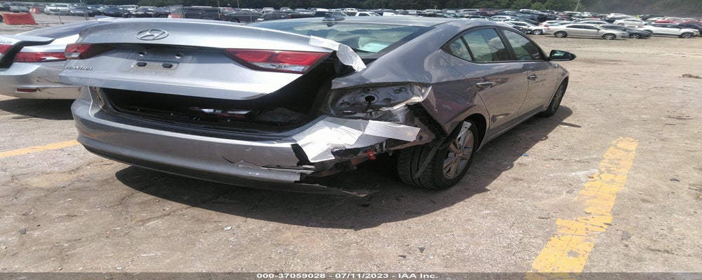 5NPD84LF8HH025387 2017 HYUNDAI ELANTRA photo no. 4