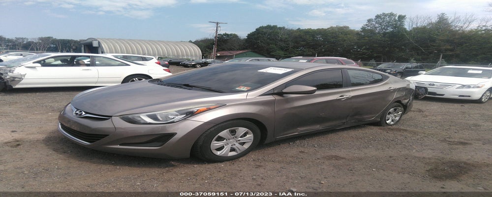 5NPDH4AE8GH732143 2016 HYUNDAI ELANTRA photo no. 2