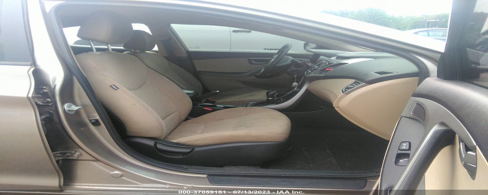 5NPDH4AE8GH732143 2016 HYUNDAI ELANTRA photo no. 5
