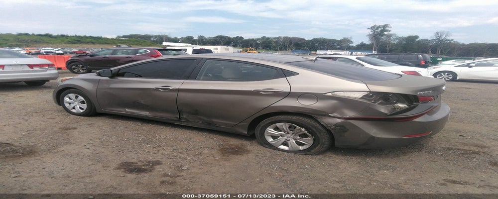 5NPDH4AE8GH732143 2016 HYUNDAI ELANTRA photo no. 6