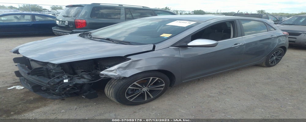 KMHD35LH1GU270280 2016 HYUNDAI ELANTRA GT photo no. 2