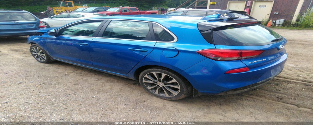 KMHH35LE4JU033393 2018 HYUNDAI ELANTRA GT photo no. 3