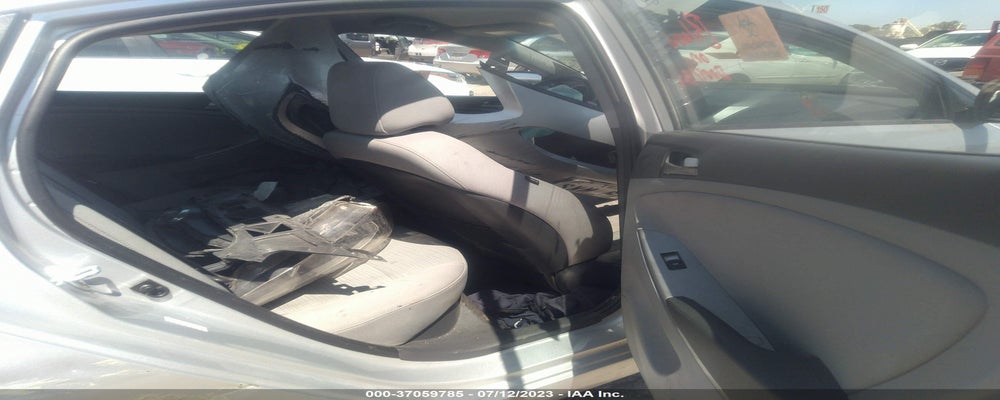 KMHCT4AE8GU003216 2016 HYUNDAI ACCENT photo no. 8