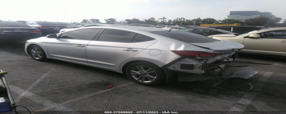 KMHD84LF8JU501791 2018 HYUNDAI ELANTRA photo no. 3