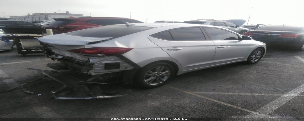 KMHD84LF8JU501791 2018 HYUNDAI ELANTRA photo no. 4
