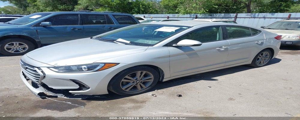 5NPD84LF2HH081289 2017 HYUNDAI ELANTRA photo no. 2