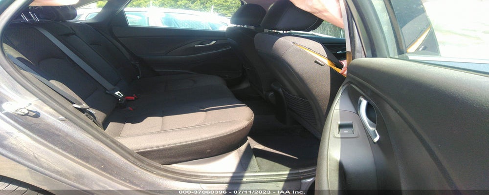KMHH35LE4JU081072 2018 HYUNDAI ELANTRA GT photo no. 8