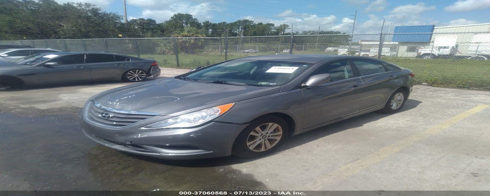 5NPEB4AC1DH735952 2013 HYUNDAI SONATA photo no. 2