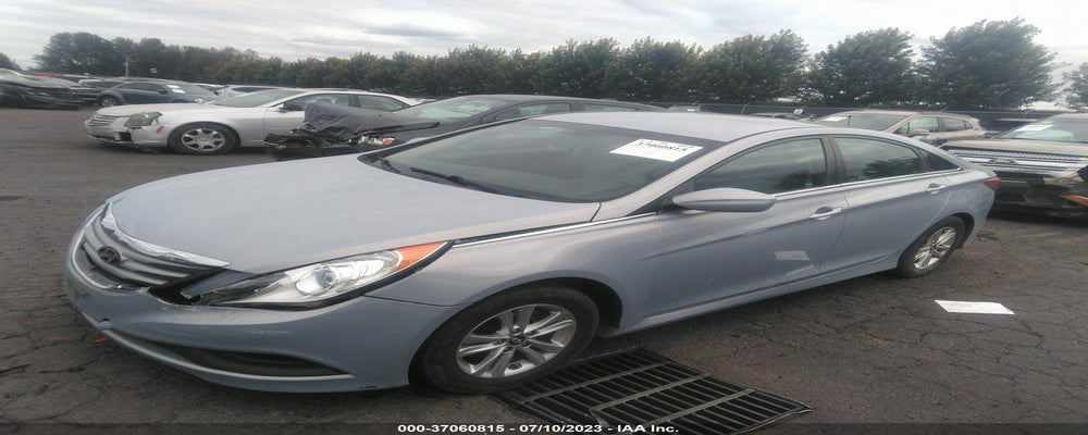 5NPEB4AC4EH906985 2014 HYUNDAI SONATA photo no. 2