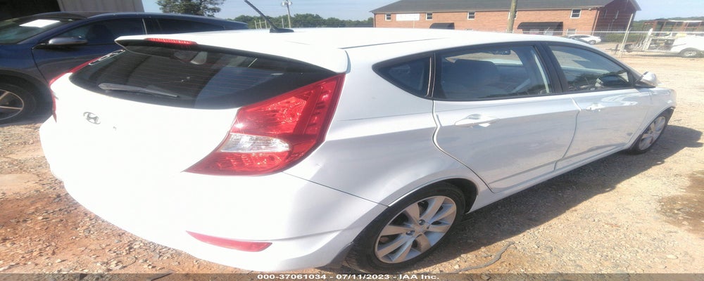 KMHCU5AE8DU086984 2013 HYUNDAI ACCENT photo no. 4