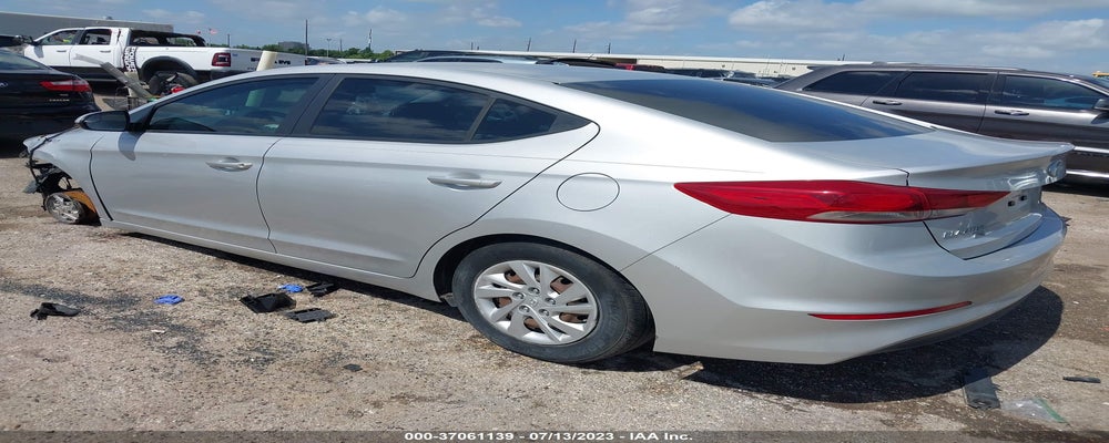 5NPD74LF5JH275033 2018 HYUNDAI ELANTRA photo no. 3