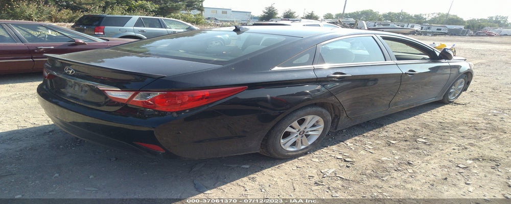 5NPEB4AC2EH827556 2014 HYUNDAI SONATA photo no. 4