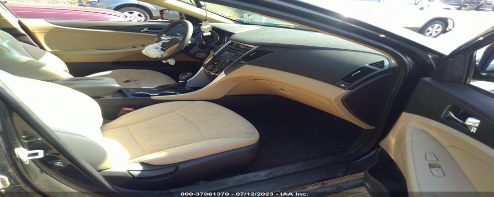 5NPEB4AC2EH827556 2014 HYUNDAI SONATA photo no. 5