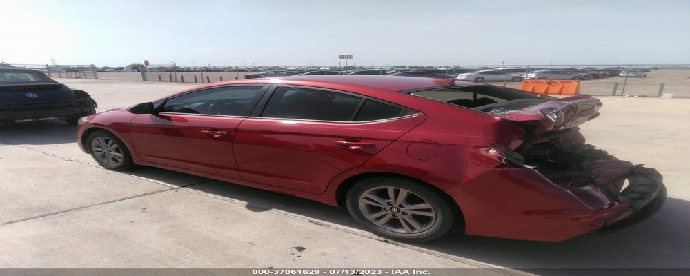KMHD84LF2HU400661 2017 HYUNDAI ELANTRA photo no. 3