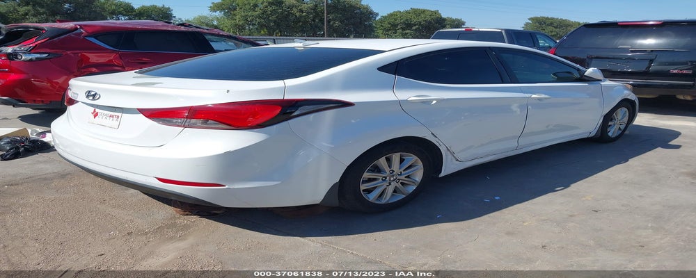 5NPDH4AEAGH657241 2016 HYUNDAI ELANTRA photo no. 4