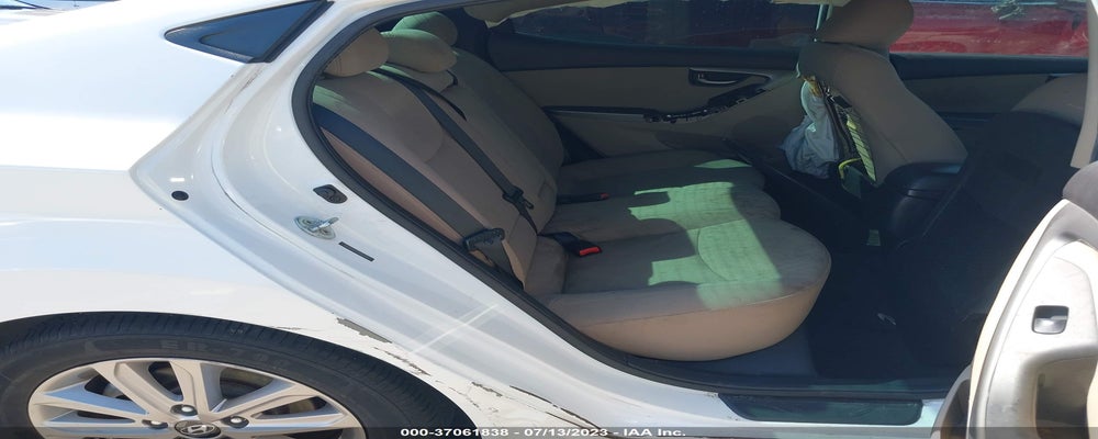 5NPDH4AEAGH657241 2016 HYUNDAI ELANTRA photo no. 8