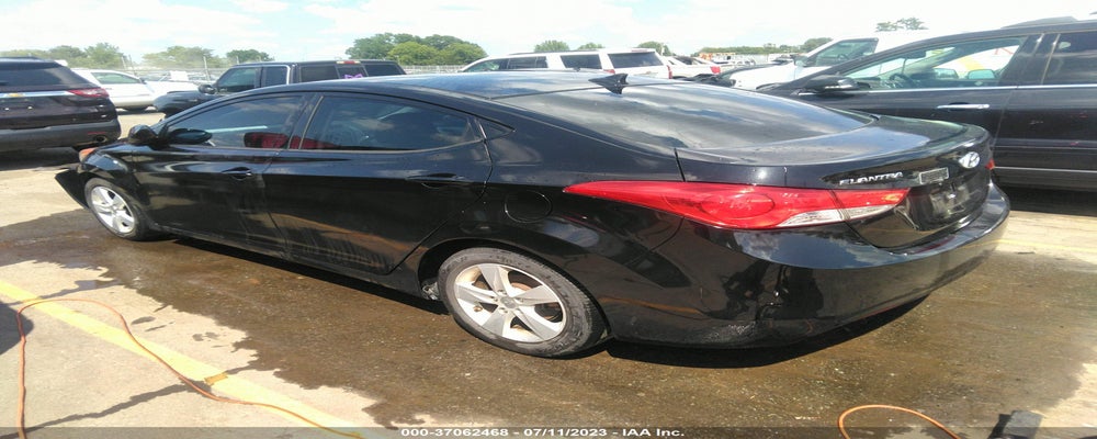 5NPDH4AE2DH275258 2013 HYUNDAI ELANTRA photo no. 3