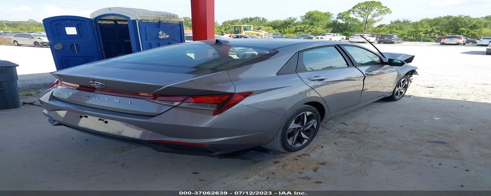 KMHLS4AG5PU548360 2023 HYUNDAI ELANTRA photo no. 4
