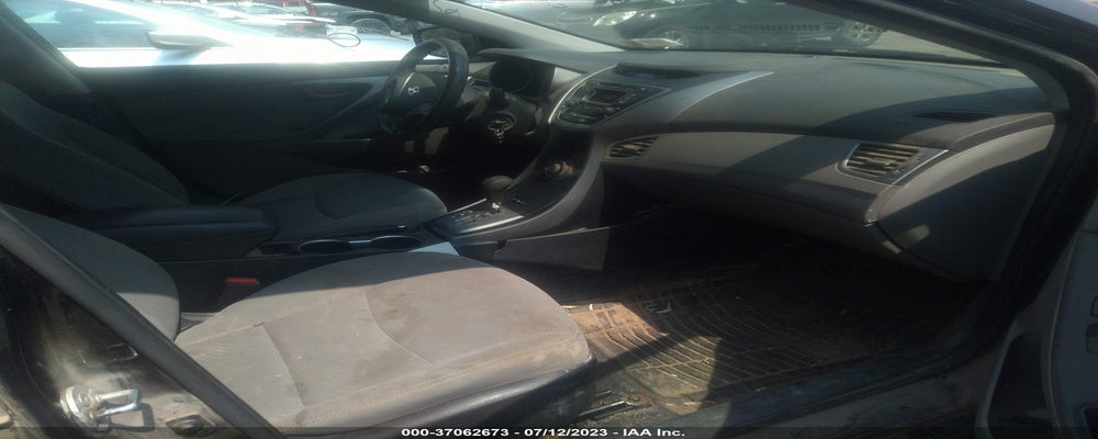 KMHDH4AE7DU784666 2013 HYUNDAI ELANTRA photo no. 5