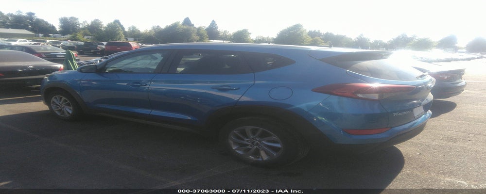 KM8J3CA40GU187978 2016 HYUNDAI TUCSON photo no. 3