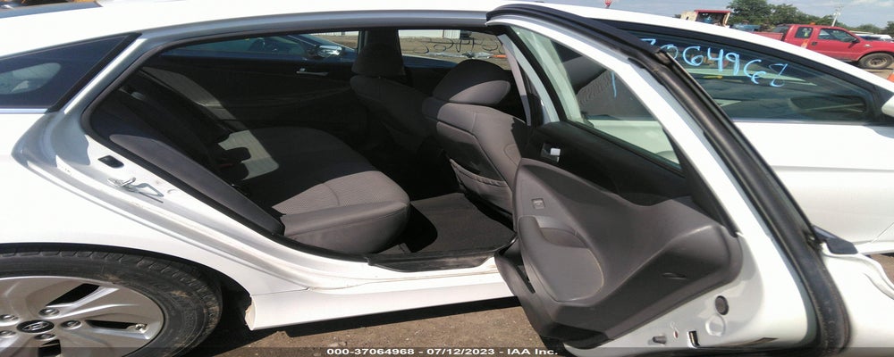 5NPEB4AC8EH819123 2014 HYUNDAI SONATA photo no. 8