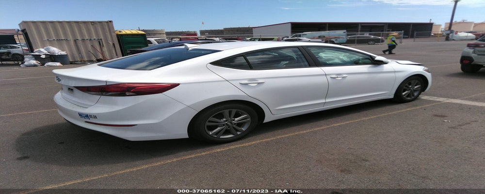 5NPD84LF0HH142980 2017 HYUNDAI ELANTRA photo no. 4