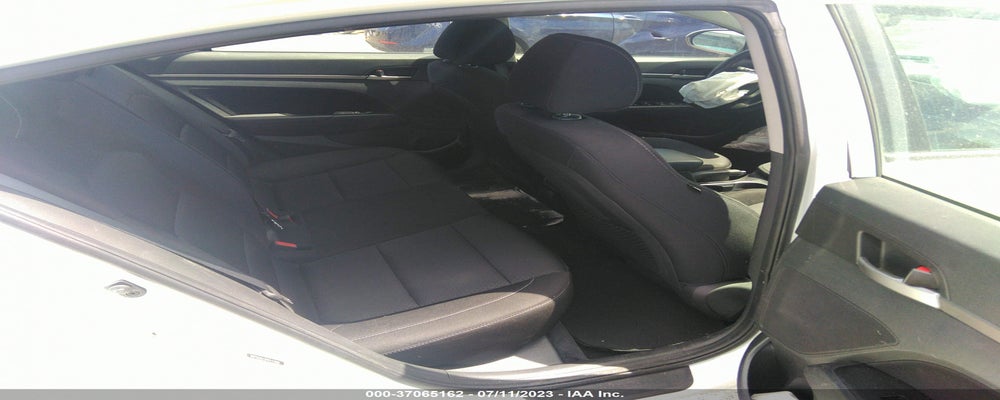 5NPD84LF0HH142980 2017 HYUNDAI ELANTRA photo no. 8