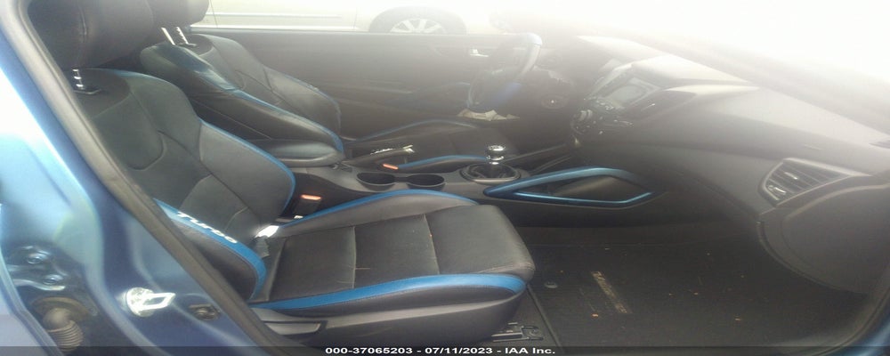 KMHTC6AE8GU255902 2016 HYUNDAI VELOSTER photo no. 5