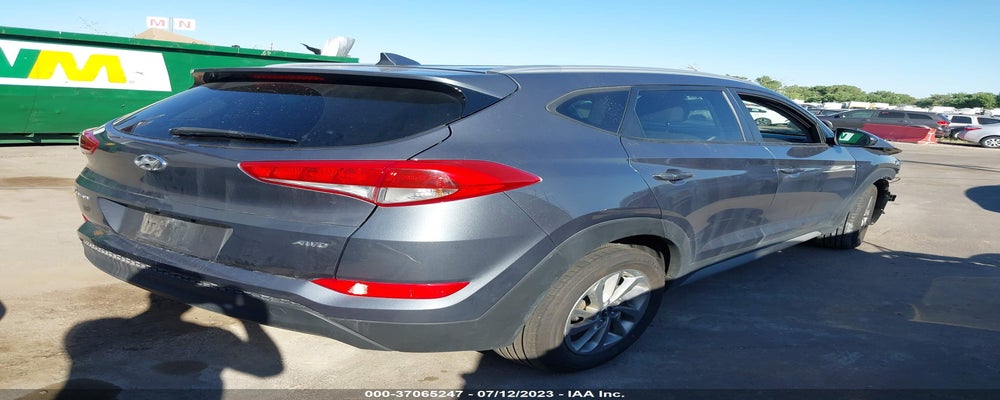 KM8J3CA47JU684128 2018 HYUNDAI TUCSON photo no. 4