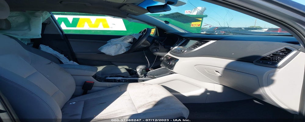 KM8J3CA47JU684128 2018 HYUNDAI TUCSON photo no. 5