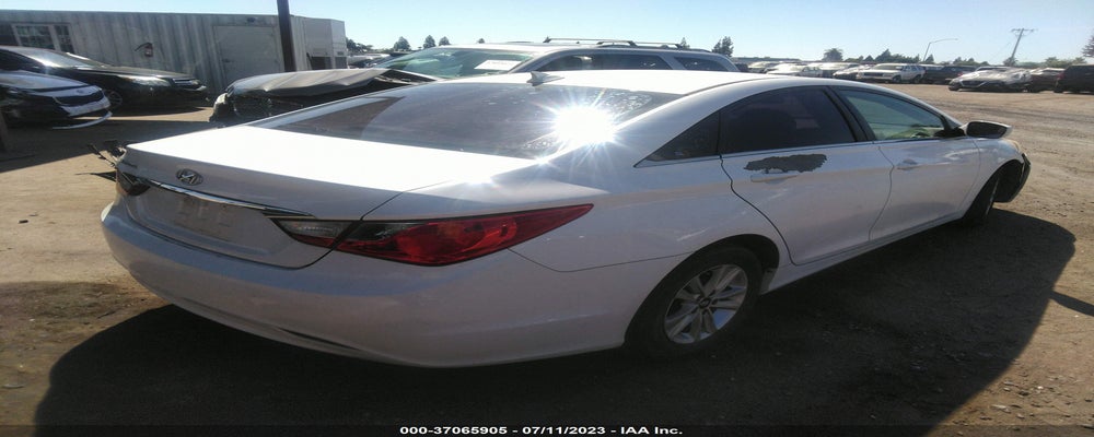 5NPEB4AC4DH756696 2013 HYUNDAI SONATA photo no. 4