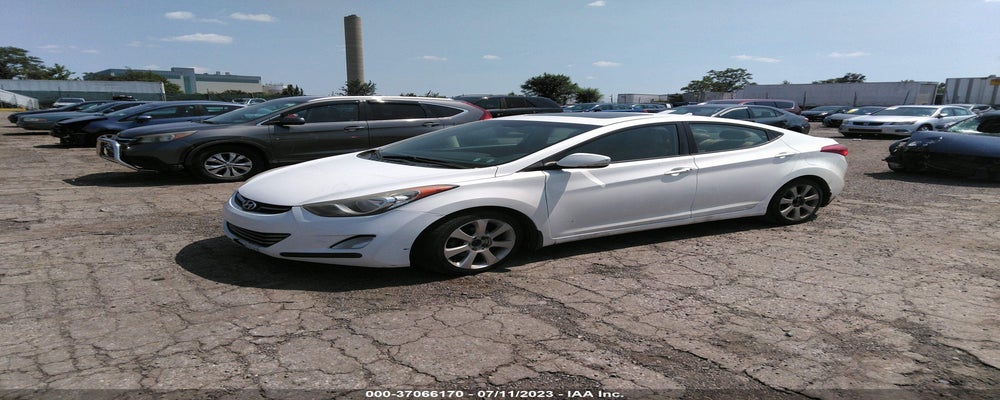 5NPDH4AE1DH194719 2013 HYUNDAI ELANTRA photo no. 2