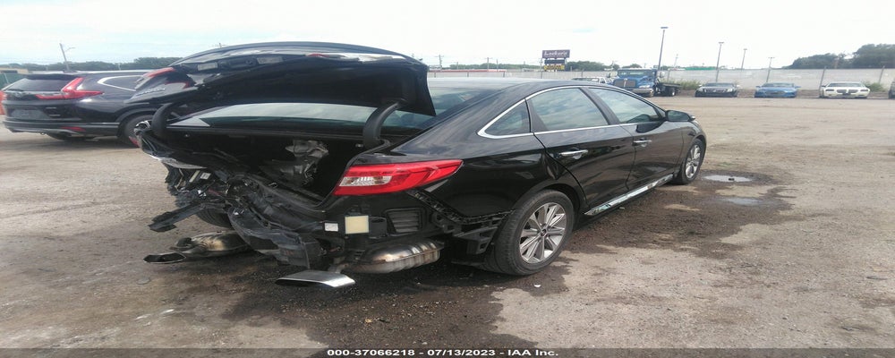 5NPE34AF0HH594451 2017 HYUNDAI SONATA photo no. 4